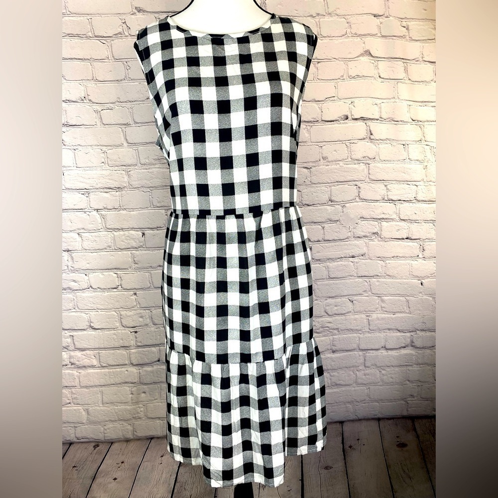 Pretty Garden Buffalo Plaid Dress size Large